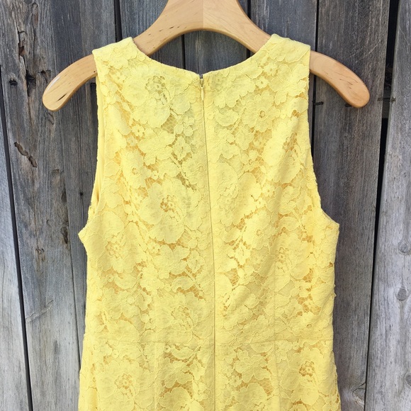 NWT White House Black Market Sleeveless Lace Sheath Dress 3D Appliqué Yellow 10 - Picture 11 of 16